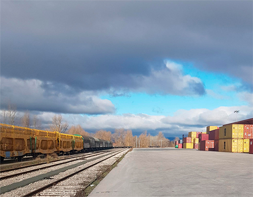 En servicio la nueva terminal de carga intermodal en No�in en Navarra