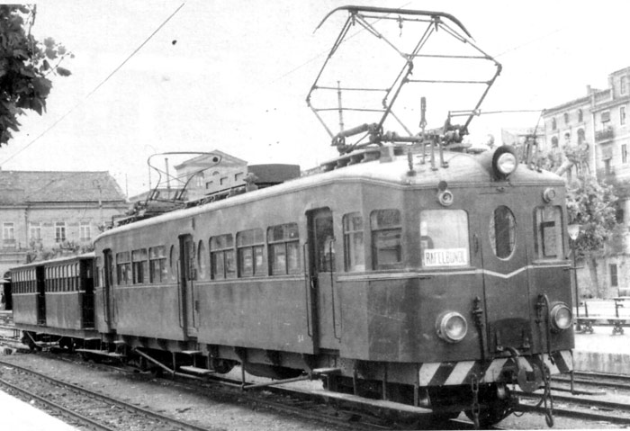 Metrovalencia. Trenes fuera de circulaci�n: Devis (Antigua Macosa): Tren el�ctrico que circul� en FGV entre 1-1-87 y 1987-1988