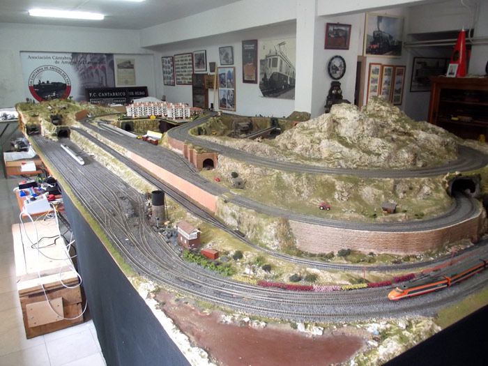 Detalle de la maqueta H0 que exhibe ACAF.