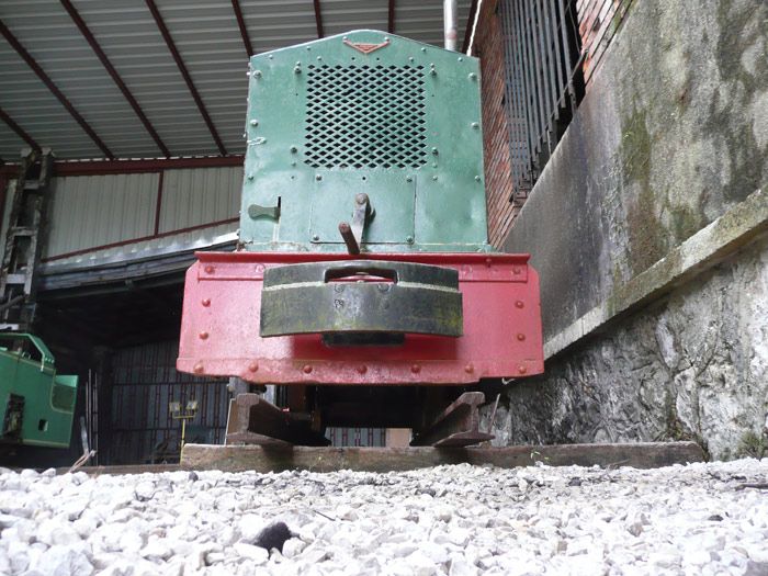 Tractor minero procedente de AZSA de Reoc�n.