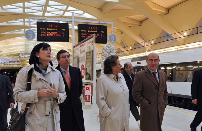 La alcaldesa de Valencia, Rita Barber�, visit� la estaci�n tras su rehabilitaci�n, el 8 de marzo de 2010