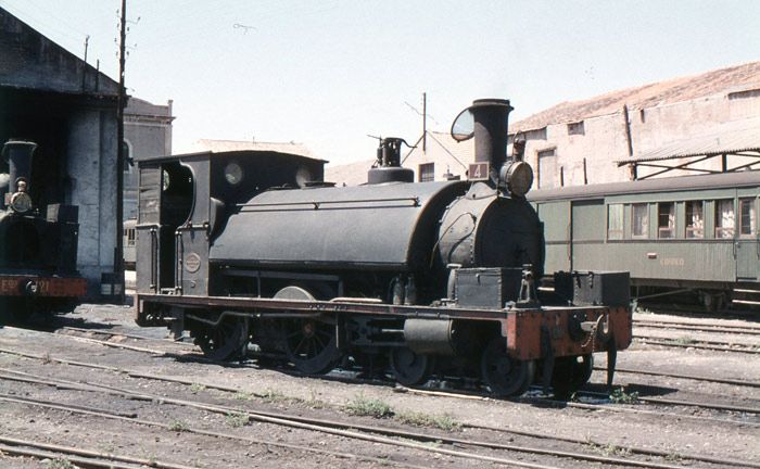 Locomotora de vapor construida por Black Hawthorn en 1882 para el ferrocarril de Cargaixent a Gandia. Fotograf�a de Xavier Santamar�a.