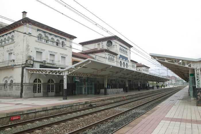 Estaci�n de Vitoria ( �lava )