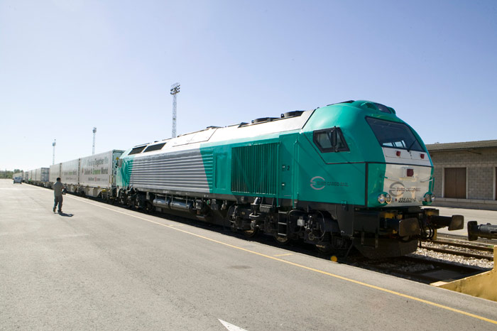 Composici�n del tren a punto de partir desde Silla