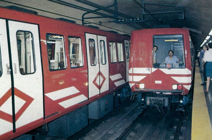 Unidad 2000 de Metro de Madrid en servicio. Hab�an entrado en servicio 120 unidades a partir de 1984 y en 1989 se encargaron 104 m�s.