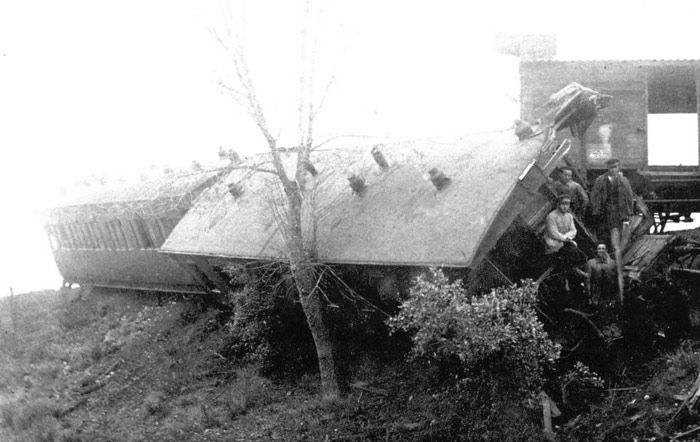 Accidente en 1922 entre Plasencia Empalme y Astorga por arrollamiento de un reba�o.