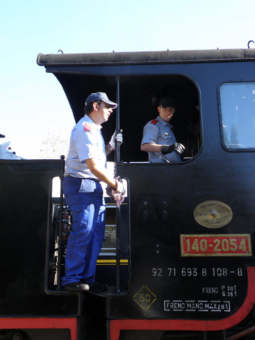 Personal de coducci�n del tren hist�rico