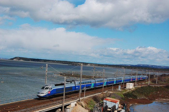 Autor: Antonio-Ballara. TGV Duplex . Port-la-Nouvelle. 16/01/11