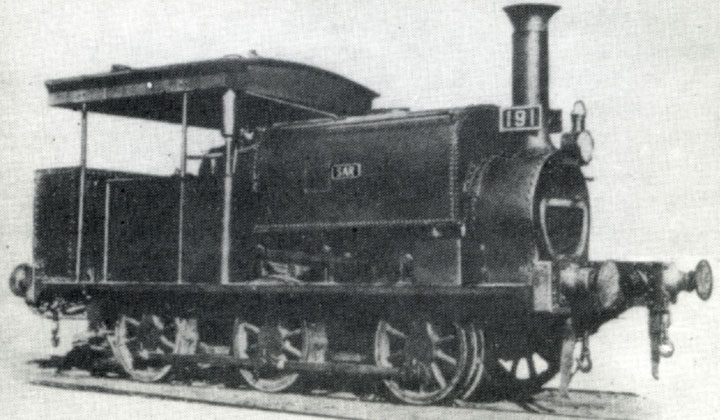 Vista lateral de la "Sarita", locomotora - t�nder n� 030 - 0201, antigua n� 191 de la Compa��a Oeste. Construida por la Hunslet Engine Company en el a�o 1880. Archivo Hist�rico Ferroviario FA-0071-002