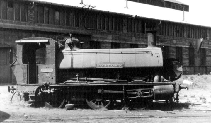 Locomotora de vapor 030-0230, ex Ferrocarril de Triano a la R�a de Bilbao 11-12, en el dep�sito de la estaci�n de Burgos. Archivo Hist�rico Ferroviario FA-0159-073