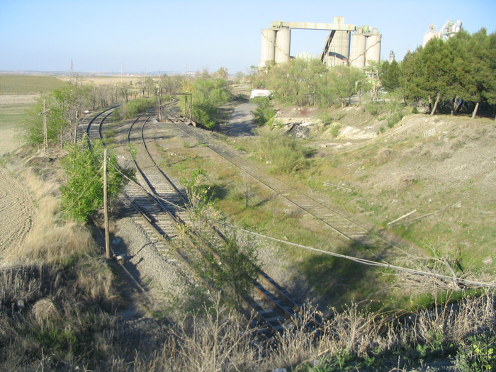 La playa de v�as de Villaluenga-Asland desde el paso superior en su lado este, lado Villaseca