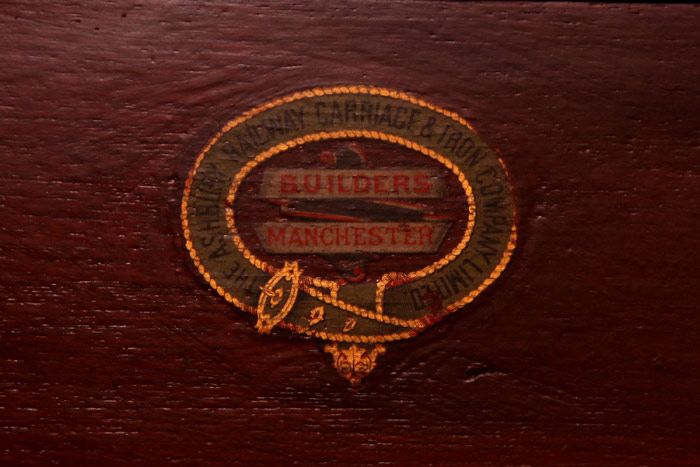 Inscripci�n del fabricante. Departamento sal�n. Foto Federico P�rez