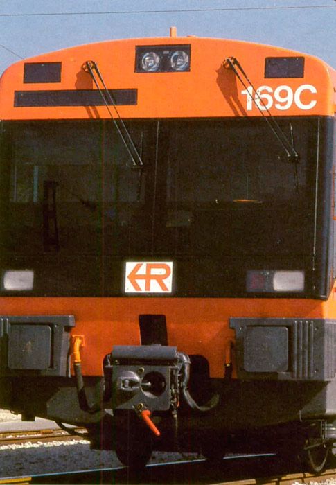 Remodelaci�n de 35 unidades 440 para servicios regionales. Las cinco primeras cubren el servicio Andaluc�a Express.