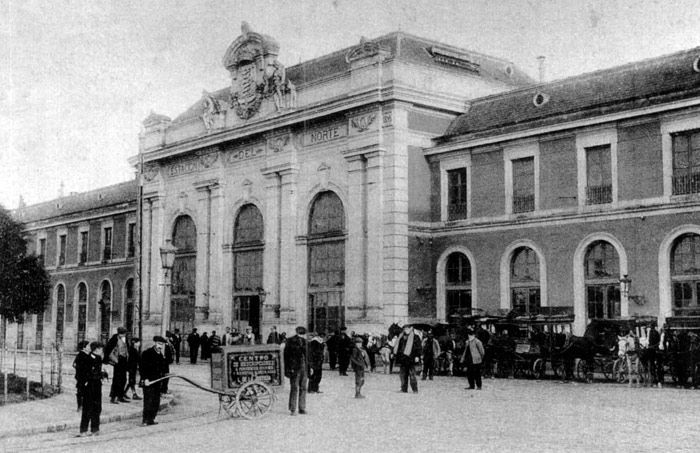 La estaci�n de Valladolid que celebr� en 1995 sus cien a�os de existencia.