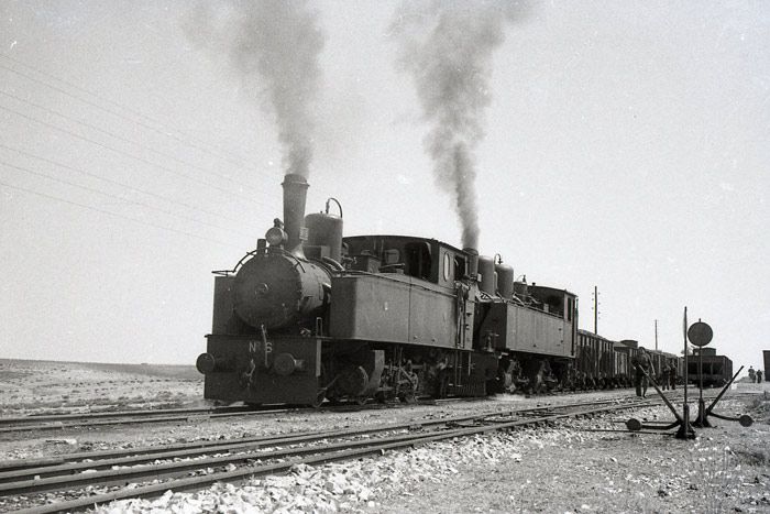 Doble tracci�n de las locomotoras 6 y 204, camino de Zaragoza. 8 de abril de 1961. 